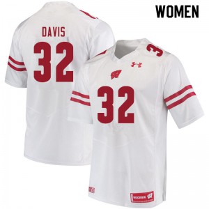 Women Wisconsin #32 Julius Davis White NCAA Jersey 894739-566